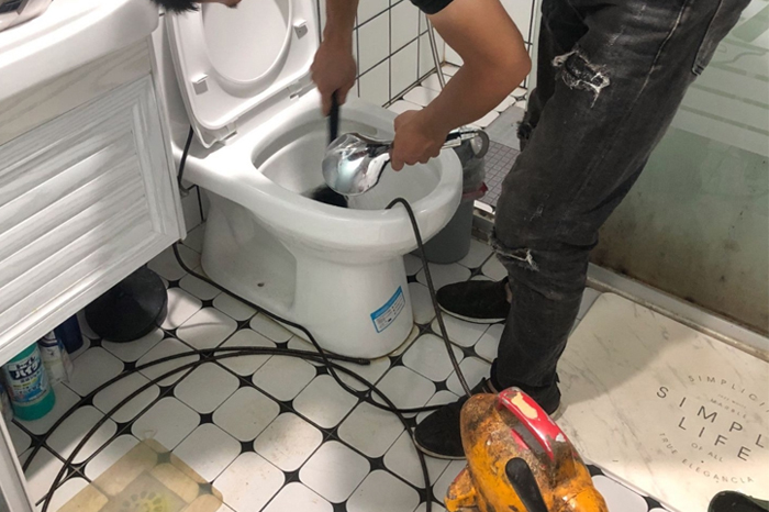 吴兴疏通下水道